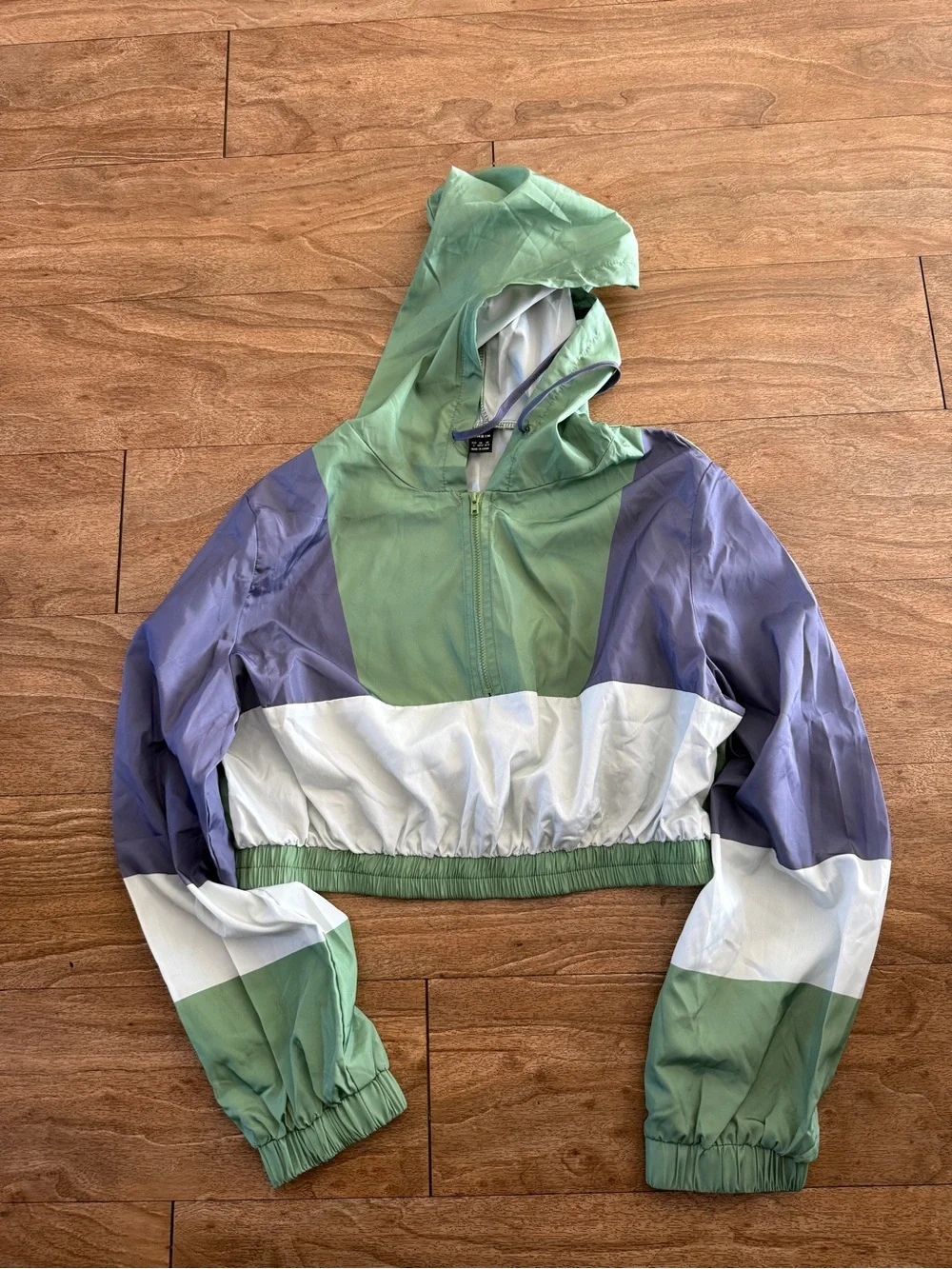 SHEIN Sage Green, Lavender & White Cropped Hooded Windbreaker Set